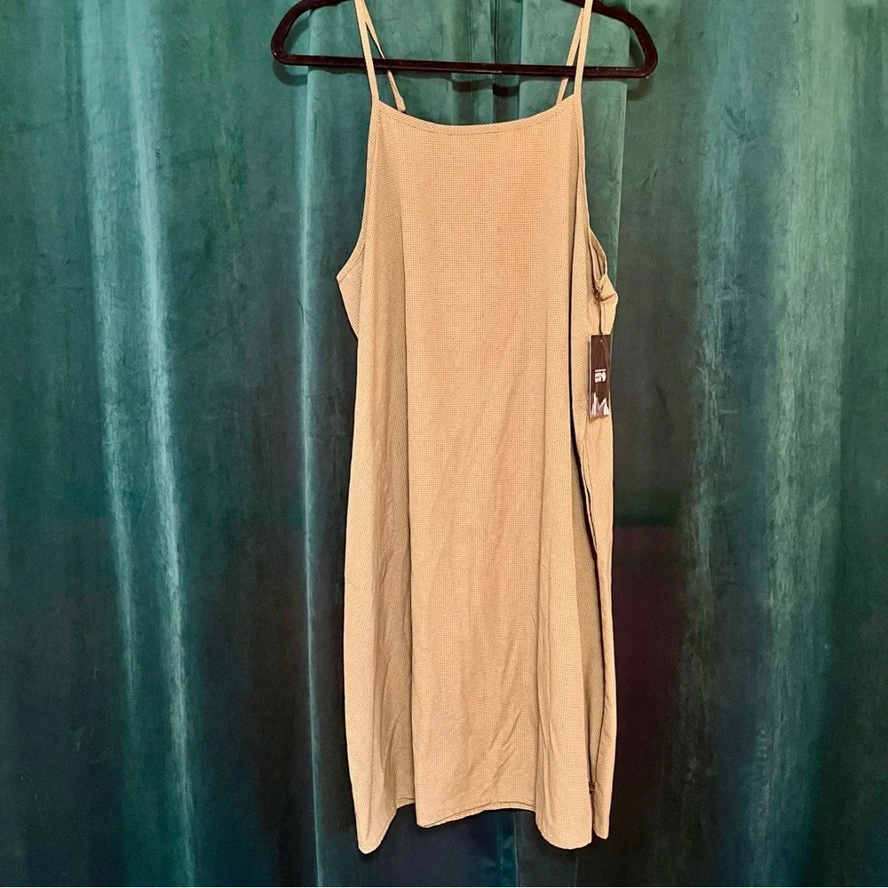 NWT Mountain Hardwear Echo Lake Strappy Dress size L, Green - Picture 2 of 6